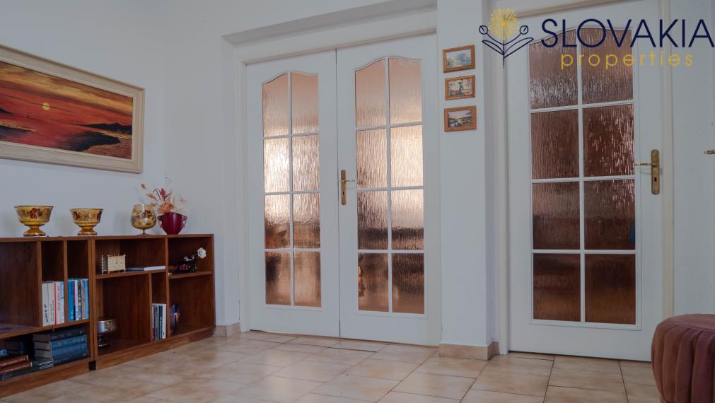 PREDANÉ Na predaj bungalov s garážou Šurany