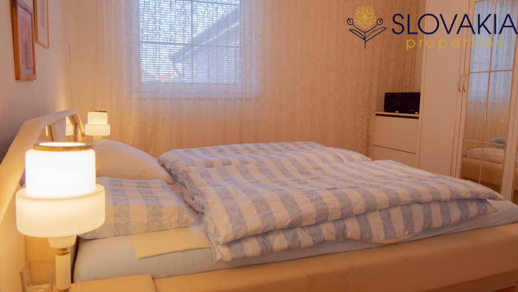 PREDANÉ Na predaj bungalov s garážou Šurany