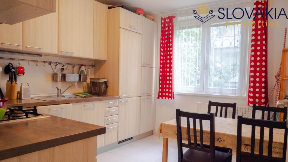 SKVELÁ CENA Na predaj 3 izbový byt, Staré Mesto, super lokalita