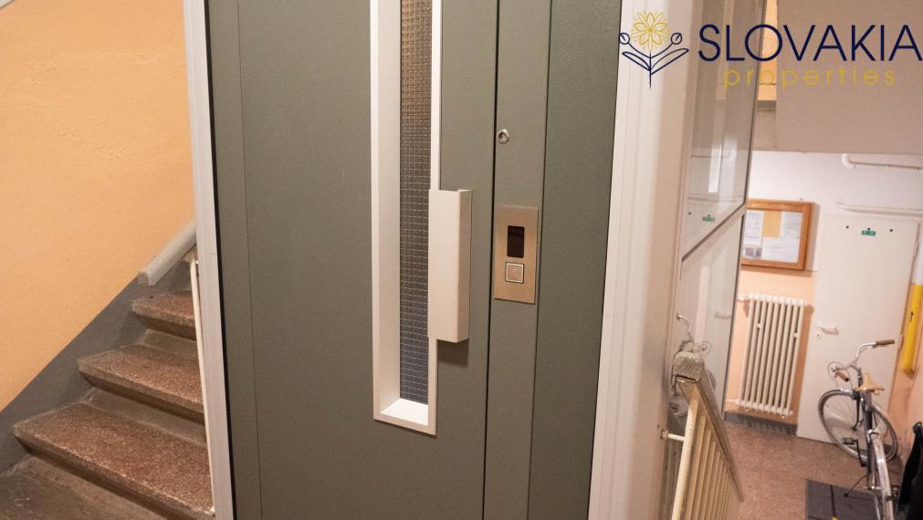 SKVELÁ CENA Na predaj 3 izbový byt, Staré Mesto, super lokalita