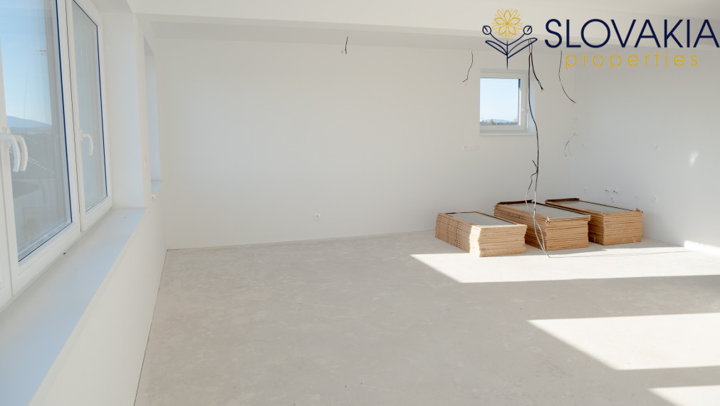 Novostavba dvojpodlažného domu - kaviareň aj bývanie