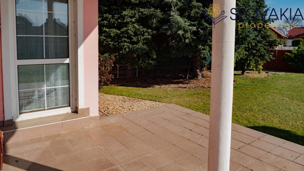 PREDANÉ Na predaj bungalov s garážou Šurany