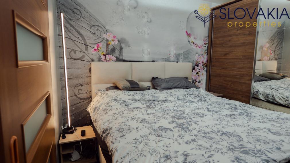 2 izbový byt s balkónom na predaj, centrum Banská Bystrica