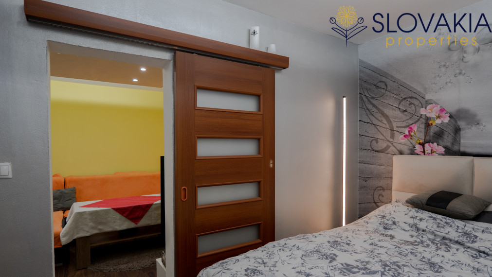 2 izbový byt s balkónom na predaj, centrum Banská Bystrica