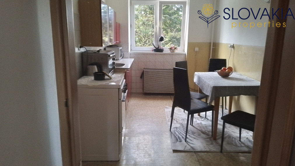 Na predaj 2 izb.byt s loggiou