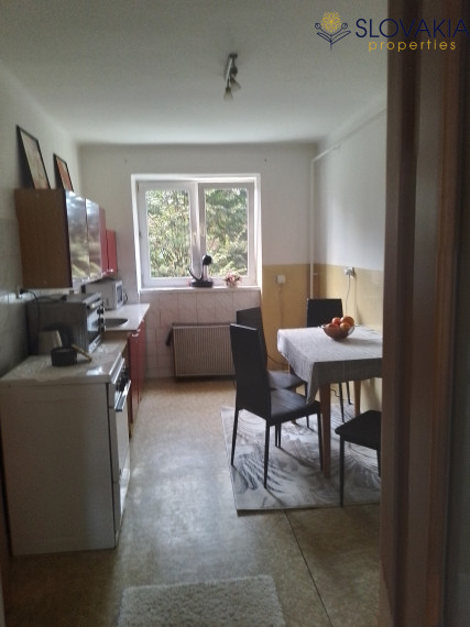 Na predaj 2 izb.byt s loggiou