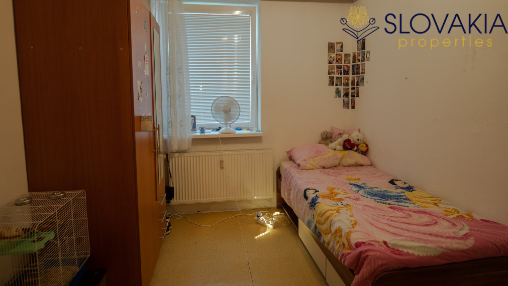 PRENAJATÉ Na prenájom 4 izbový byt s balkónom, Klokočina