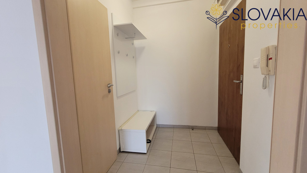 3 izbový byt na prenájom, Nitra Chrenová