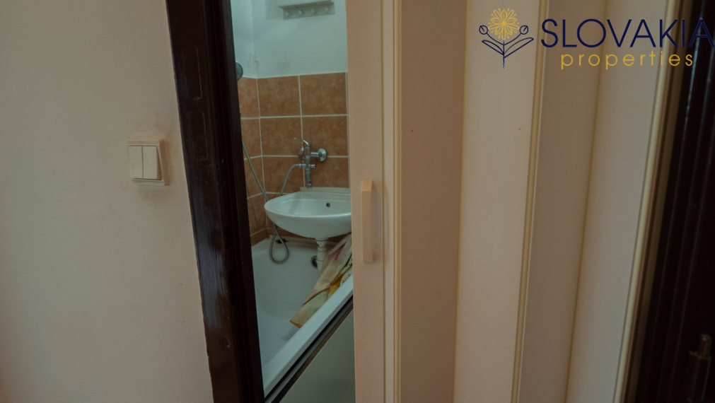 PREDANÉ garsónka, Klokočina Nitra