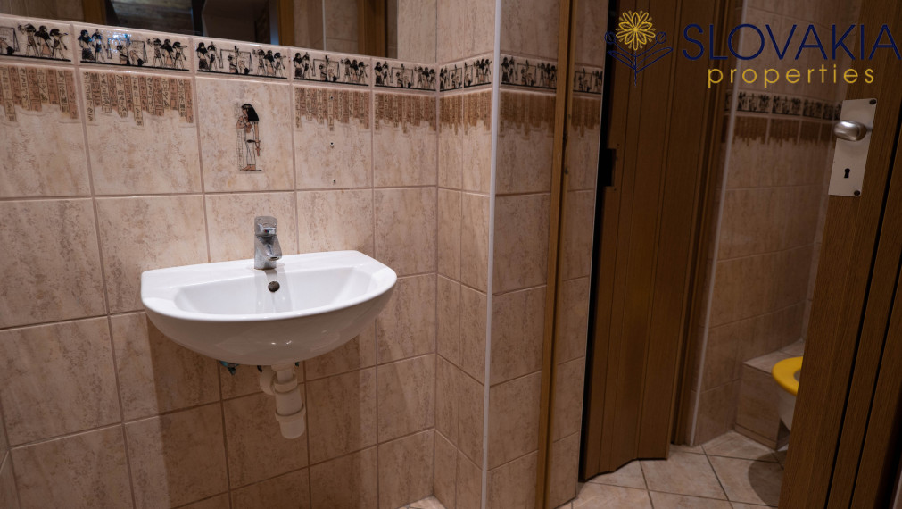 Na prenájom 2 izbový štýlový byt, pešia zóna Nitra