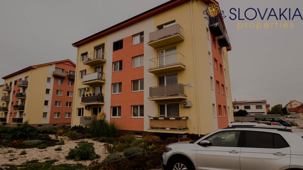 PREDANÉ! Na predaj 3 izbový byt s balkónom