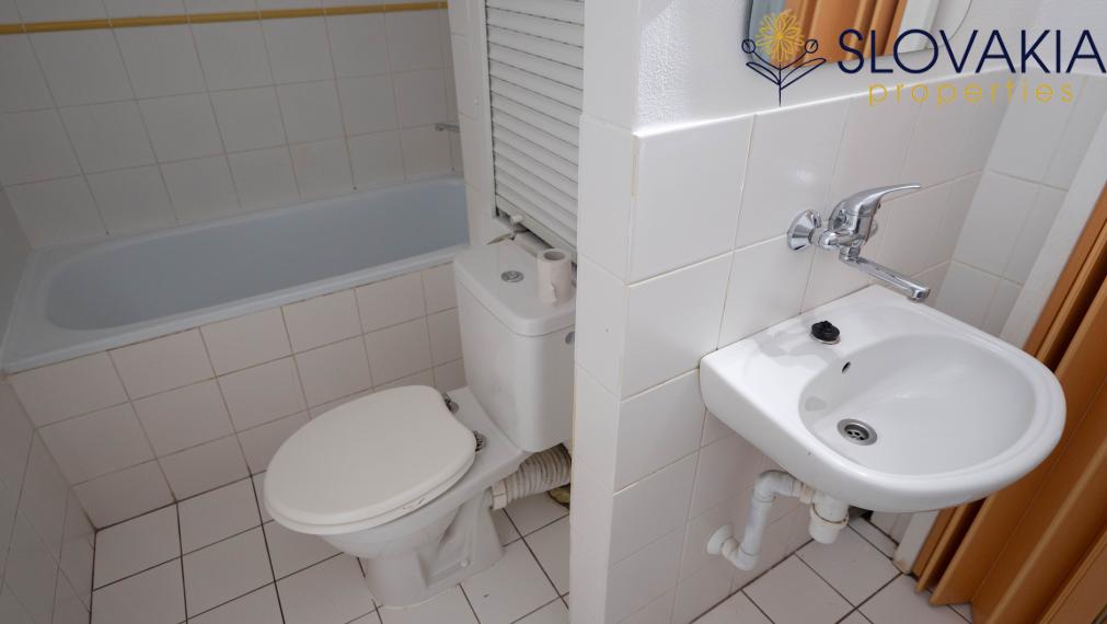 PRENAJATÉ 2 izbový byt na prenájom , Chrenová