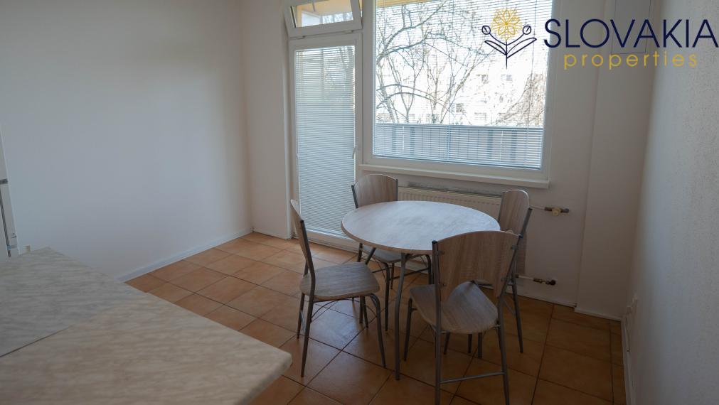 PRENAJATÉ 2 izbový byt na prenájom , Chrenová