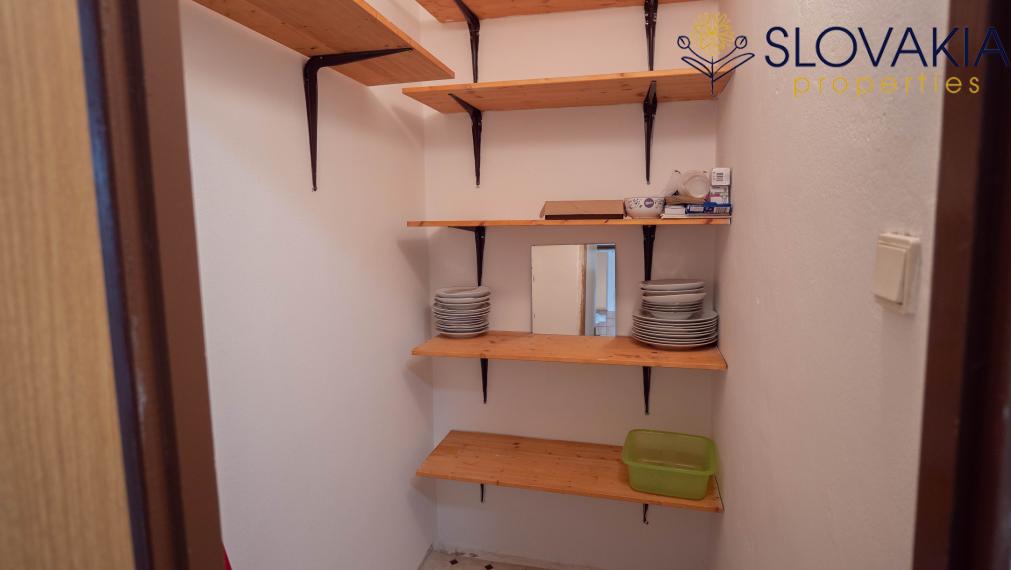 PRENAJATÉ 2 izbový byt na prenájom , Chrenová