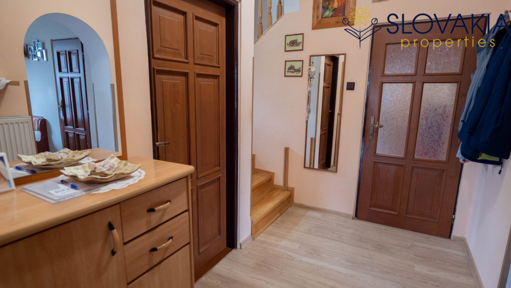 PREDANÉ Rodinný dom s pozemkom Kremnica