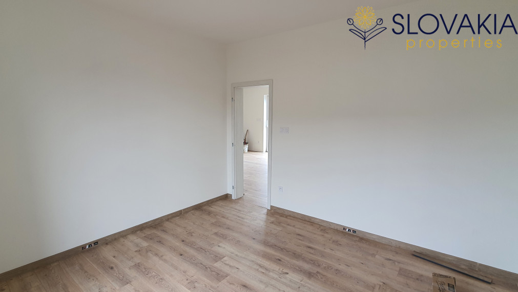 Na predaj 4i RD na Red OAK Lužianky (dvojdom) v štandarde