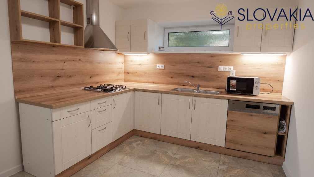 Na prenájom RD v Cabaj Čápore s terasou