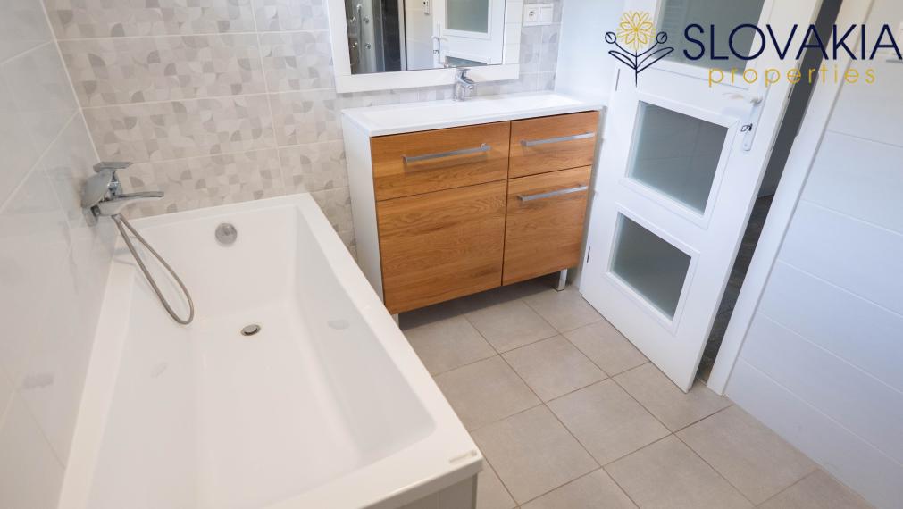 Na prenájom RD v Cabaj Čápore s terasou