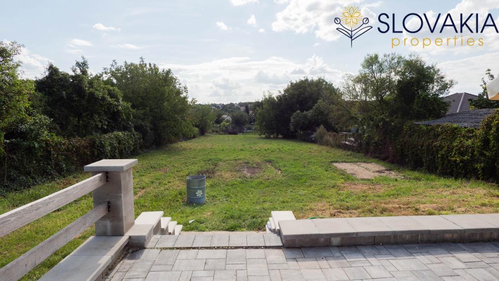 Na prenájom RD v Cabaj Čápore s terasou