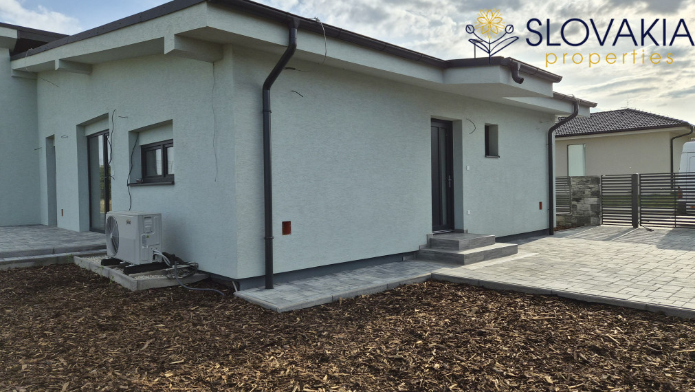 Na predaj 4i RD na Red OAK Lužianky (dvojdom) v štandarde