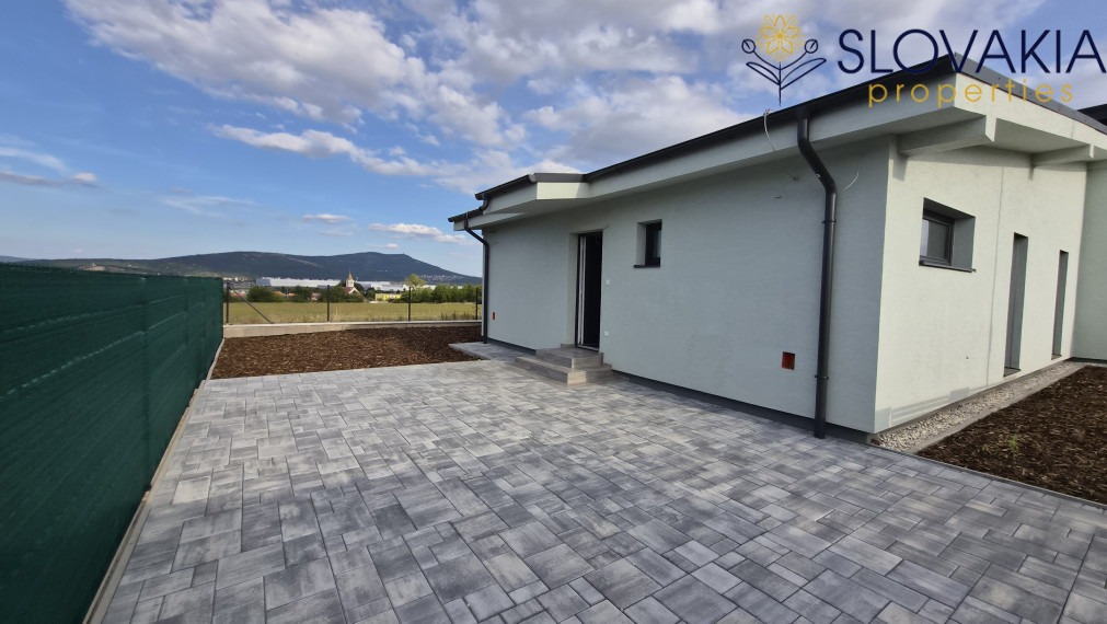 Na predaj 4i RD na Red OAK Lužianky (dvojdom) v štandarde