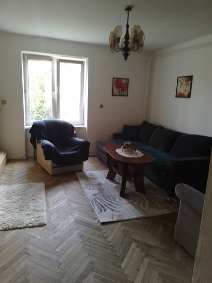 Na predaj 2 izb.byt s loggiou