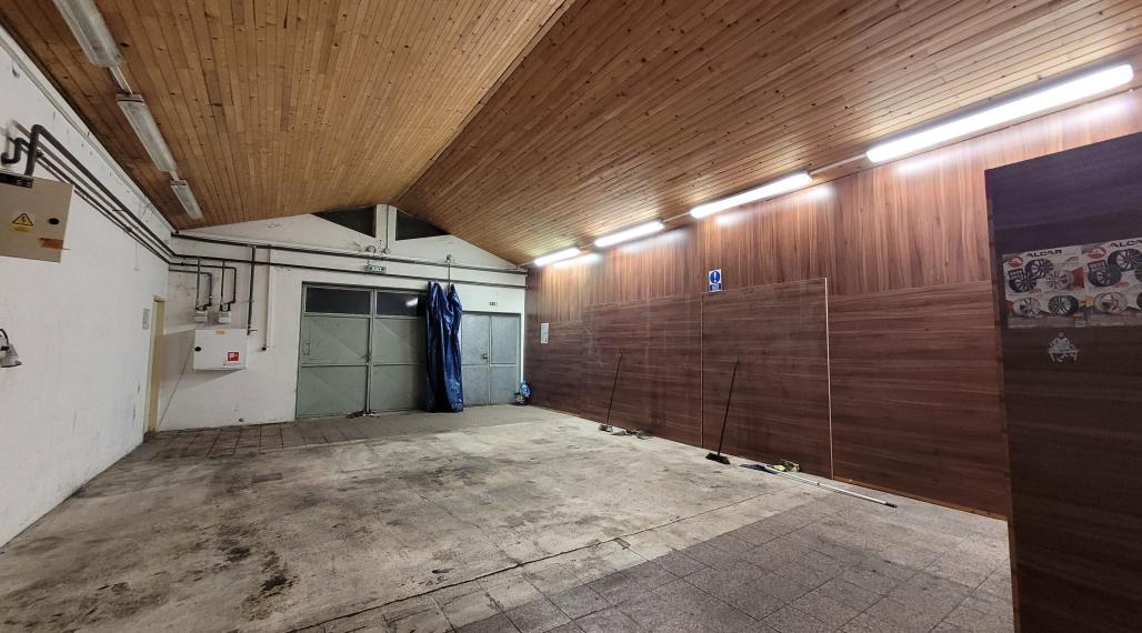 Na prenájom priestor - garáž, sklad