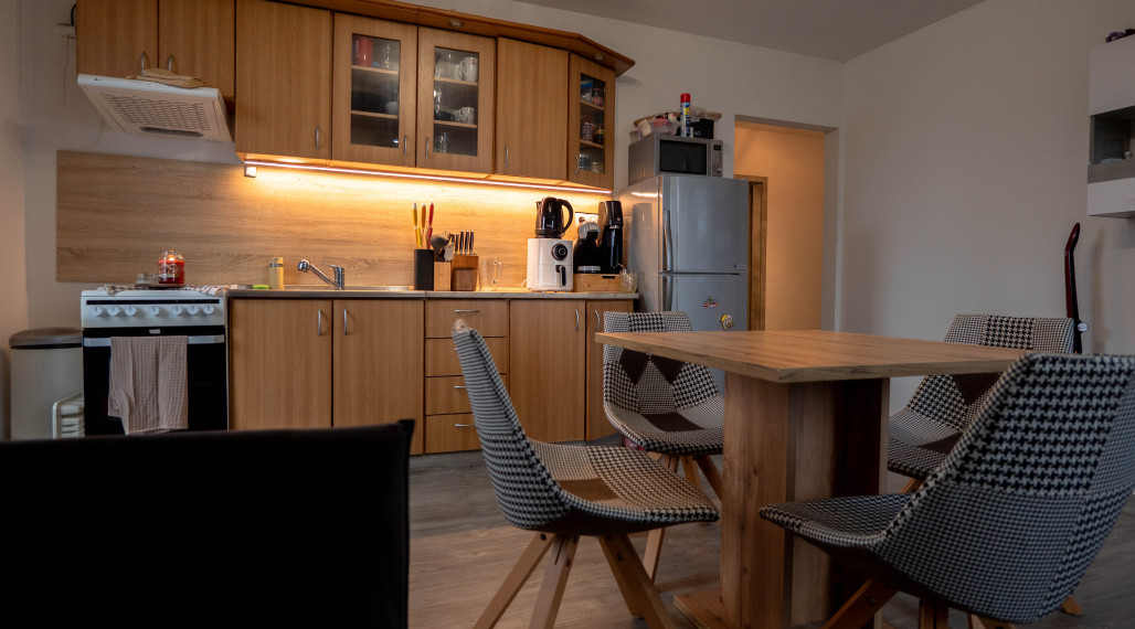 PREDANÉ! Na predaj 3 izbový byt s balkónom