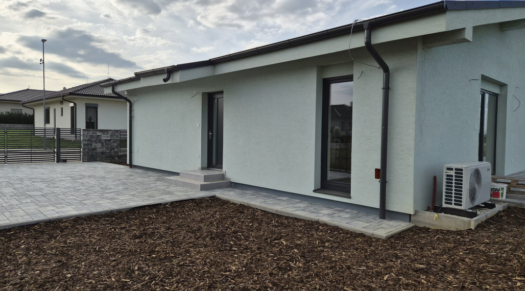 Na predaj 4i RD na Red OAK Lužianky (dvojdom) v štandarde