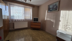 Rodinný dom podpivničený, 11árový pozemok, vynikajúci stav - fotografia 25