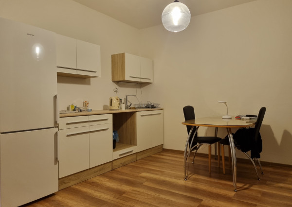 Na prenájom 1izb.byt s balkónom, Vráble
