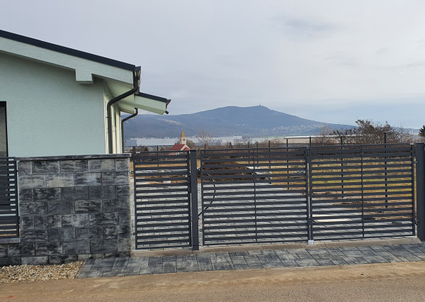 Na predaj 4i RD na Red OAK Lužianky (dvojdom) v štandarde