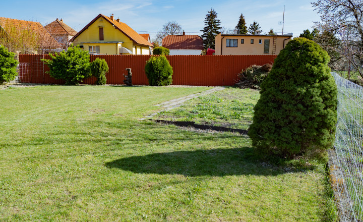 PREDANÉ Na predaj bungalov s garážou Šurany - fotografia 21