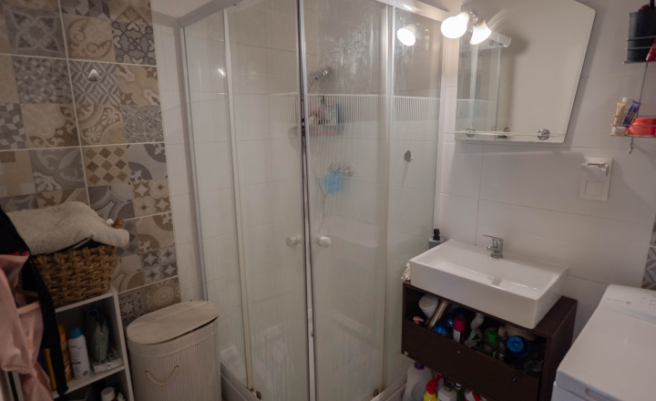 PREDANÉ! Na predaj 3 izbový byt s balkónom - fotografia 7