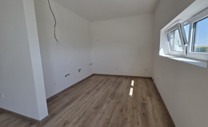 Na predaj 4i RD na Red OAK Lužianky (dvojdom) v štandarde - fotografia 3