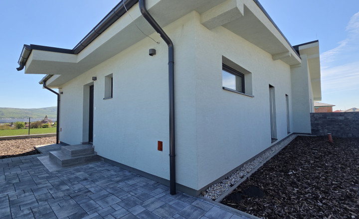Na predaj 4i RD na Red OAK Lužianky (dvojdom) v štandarde - fotografia 11