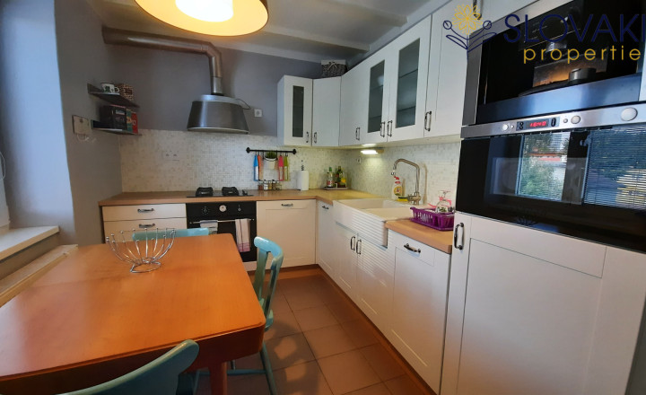 Na predaj 3 izbový, mezonetový byt, centrum Poprad - fotografia 10