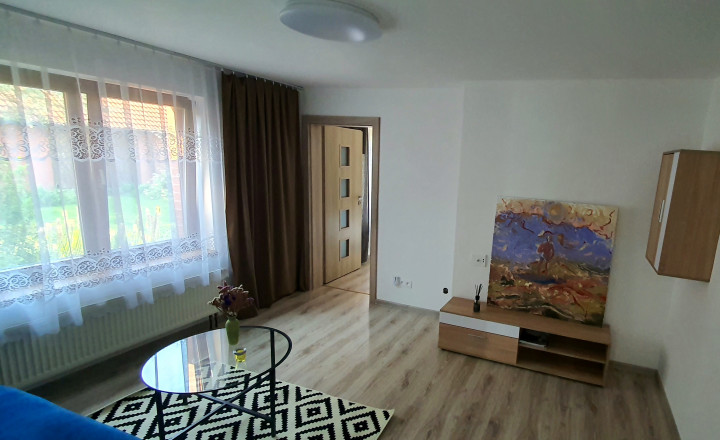 Na prenájom 2 izb byt v RD, Lužianky - fotografia 1
